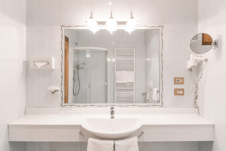 Bathroom, Hotel Bauhof, Bolzano