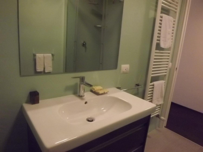 Others 3, Hotel Berse, Parma