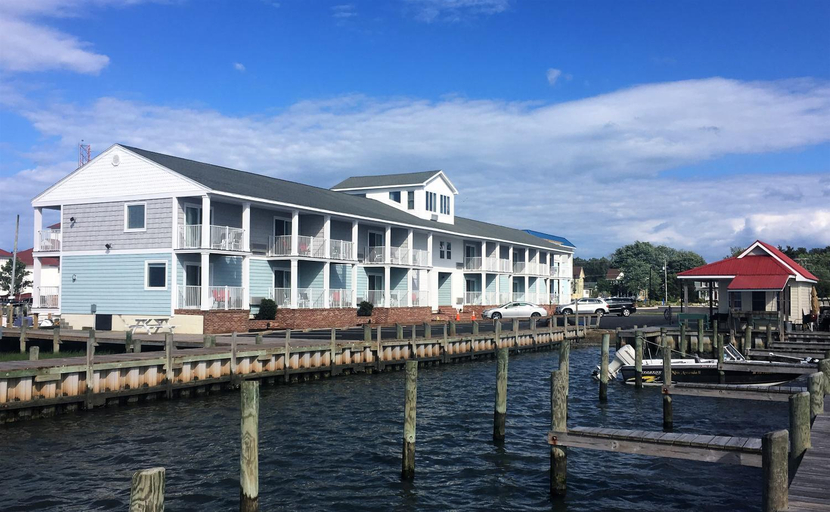 Others 4, Anchor Inn, Accomack