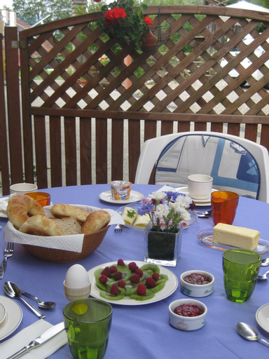 Food & Drinks 4, Bed & Breakfast aux Enges, Neuchâtel