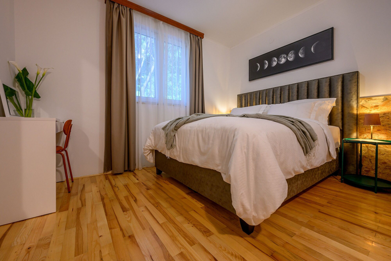 Bedroom 3, Yellow house with private parking, Split