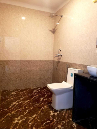 Bathroom 3, White Tree Resort, North Goa