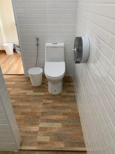 Bathroom 9