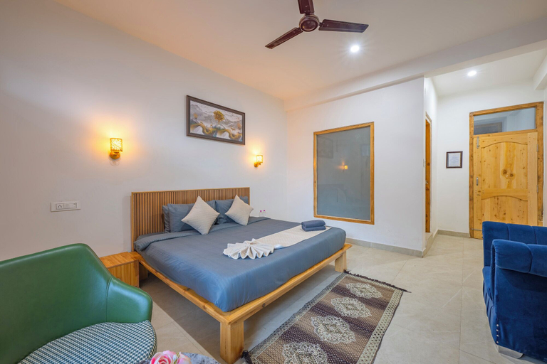 Bedroom 2, Palm Residency, Kasol, Kullu