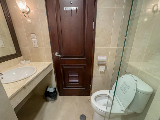 Bathroom 3