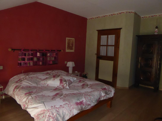 Bedroom 2, Les Ombelles, Haute-Marne