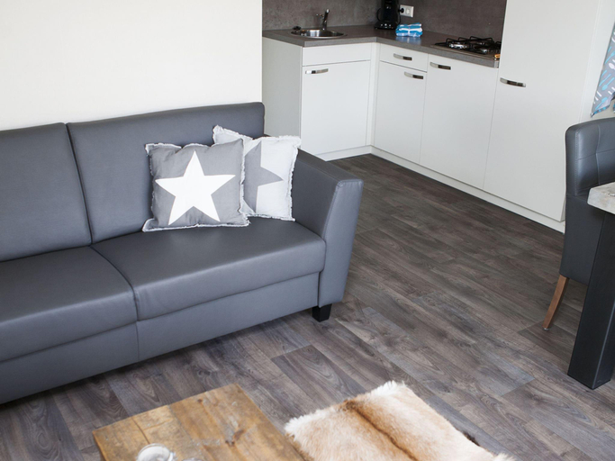 Others 5, Chalet in Netherlands with Private Sauna, Barneveld
