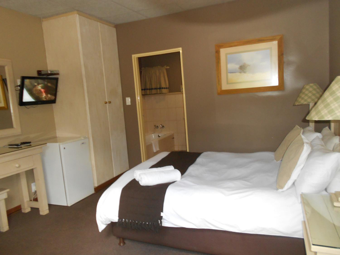 Bedroom 5, Mountainview Inn, Thabo Mofutsanyane
