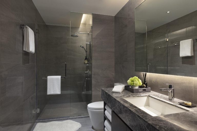 Bathroom 15