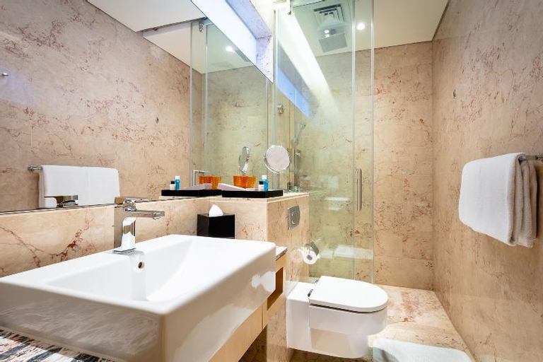 Bathroom 7