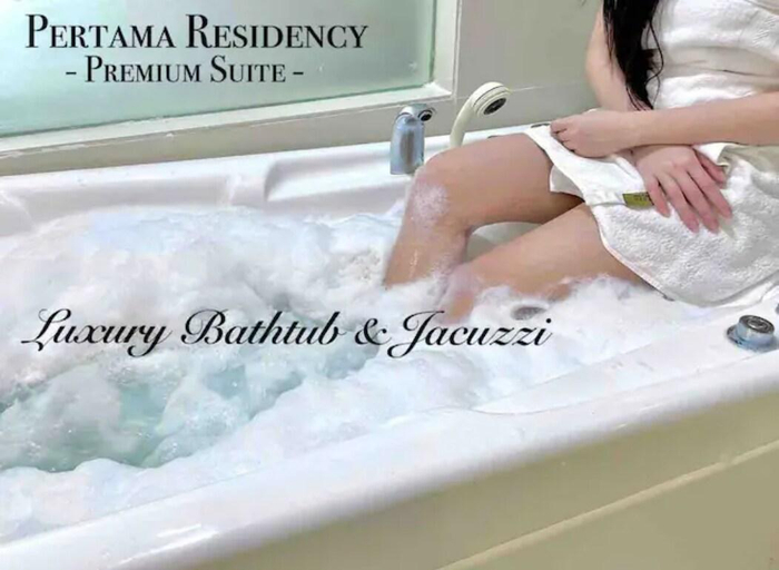 Bathroom 4, Private Jacuzzi  Luxury Suite @ KL Downtown 178, Kuala Lumpur