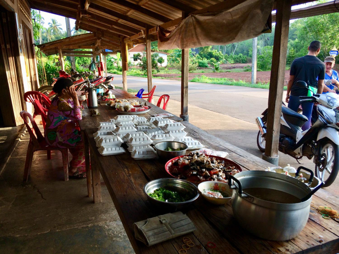 Food & Drinks, Gardenhomeresortkohjum, Nua Khlong