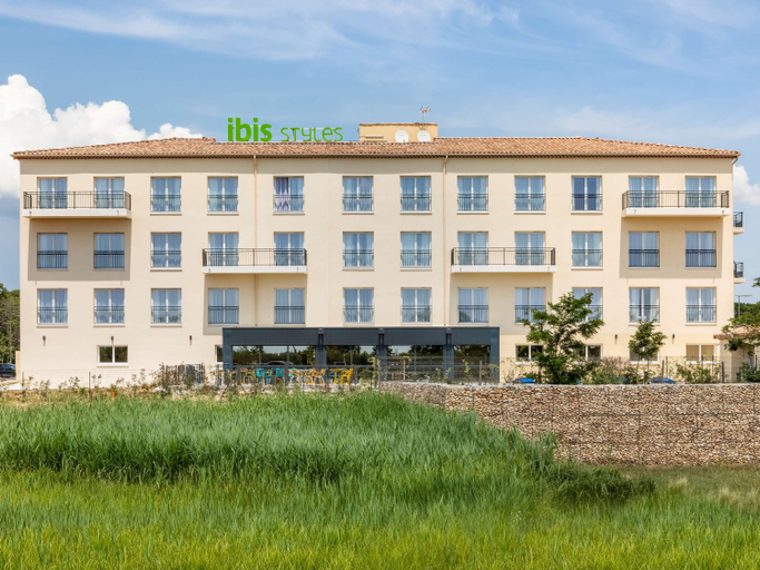Exterior & Views 2, ibis Styles Miramas-Provence, Bouches-du-Rhône
