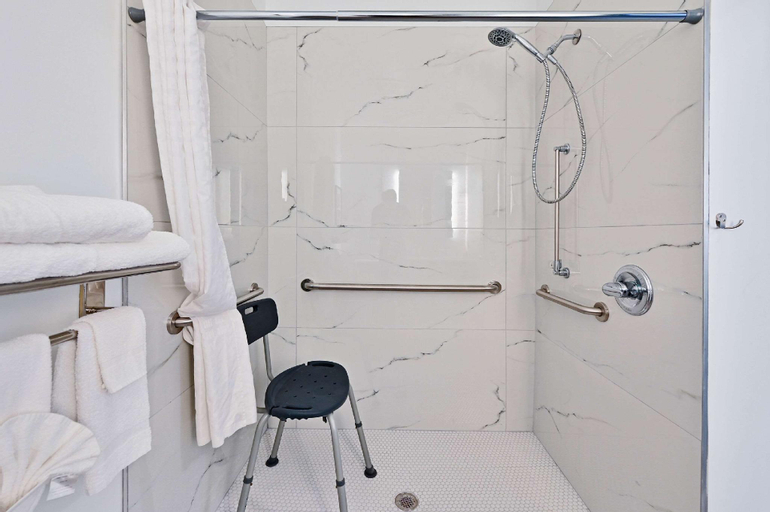 Bathroom 6