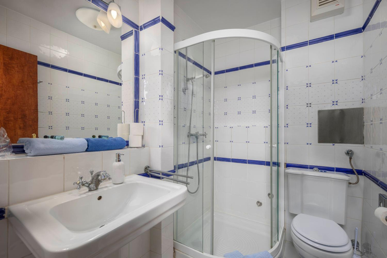 Bathroom 4, Apartment VALDEPIAN 3BR with Balcony with Sea View, Umag