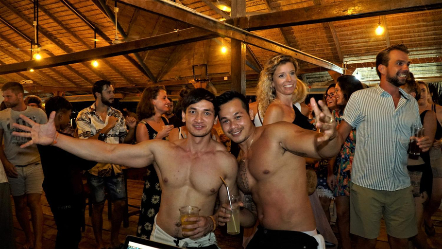 Others 2, The Big Easy Koh Rong Samloem, Sihanoukville