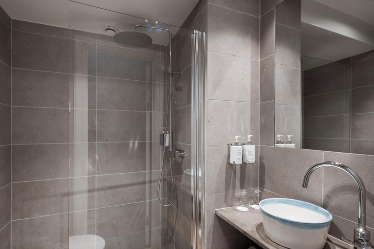 Bathroom 5, Smadalaro Gard Hotell & Spa, Haninge