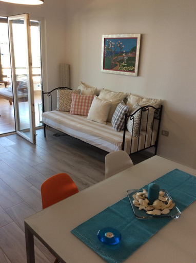 Others 4, Iris Apartments, Vlorës