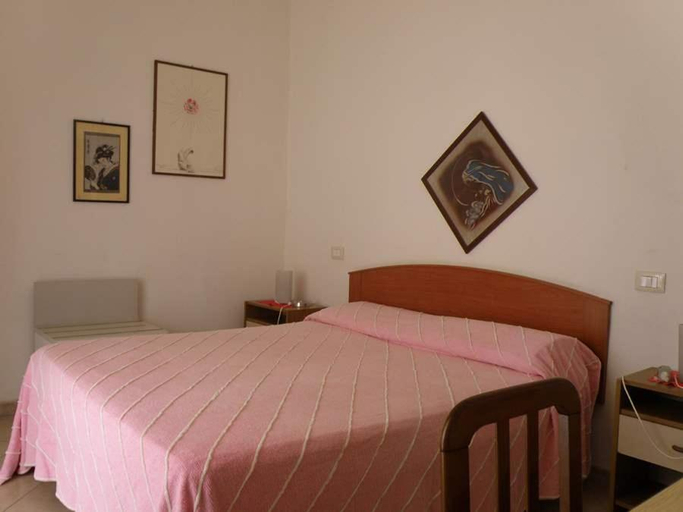Bedroom 2, Hotel kim, Lucca