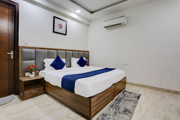 Bedroom 3, Hotel Grey Sky, Gurgaon