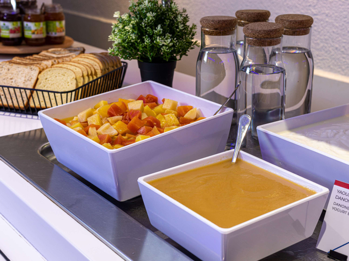 Food & Drinks 5, ibis budget Beauvais Aeroport, Oise