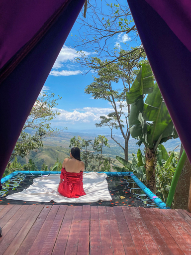Sport & Beauty, Nómada glamping, Gigante