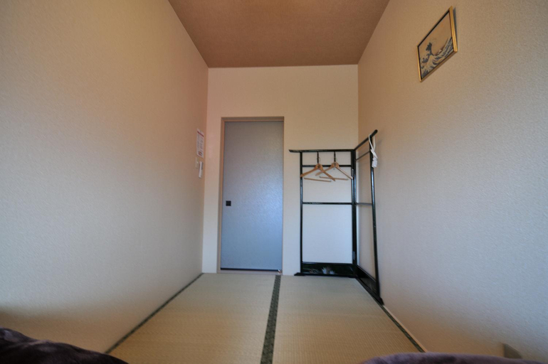 Bedroom 4, chambre d'hôte TATAMI - Hostel, Shimosuwa