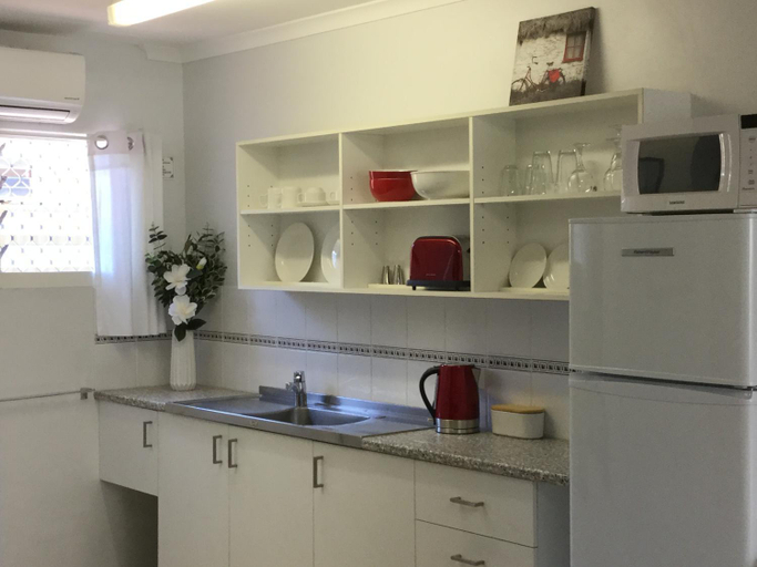 Others 3, Sunseeker Motel, Hervey Bay - Pt A