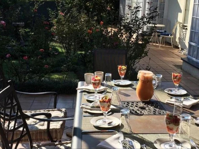 Food & Drinks 4, 40 on Ilkey B and B, City of Tshwane