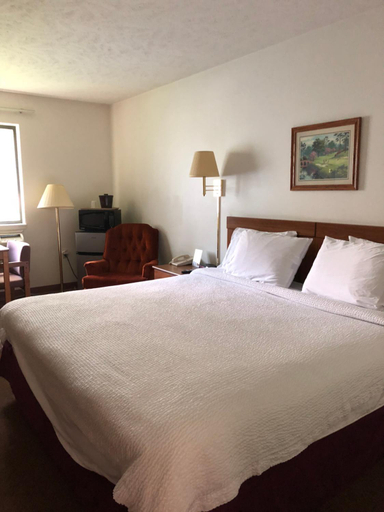 Bedroom 3, Coronado Motel & RV Park, McPherson