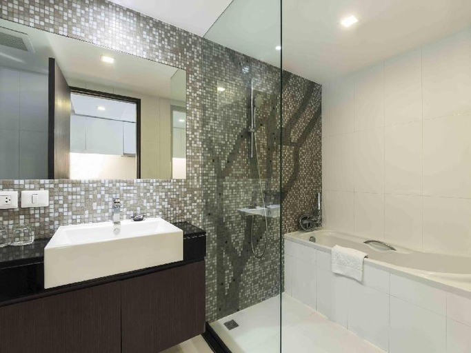 Bathroom 4