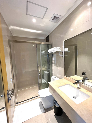 Bathroom 7