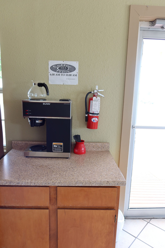 Others 4, GREAT WESTERN INN, Tarrant