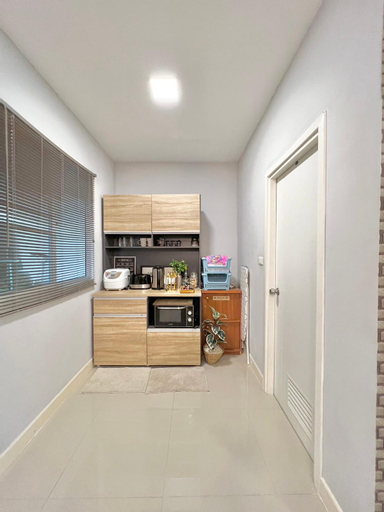 Dining Room 11