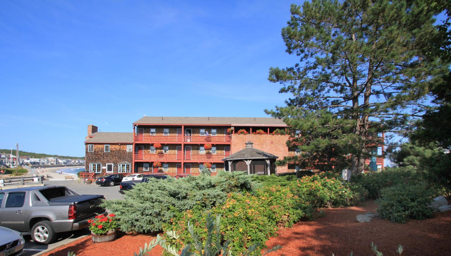 Others 4, Cape Ann Motor Inn, Essex