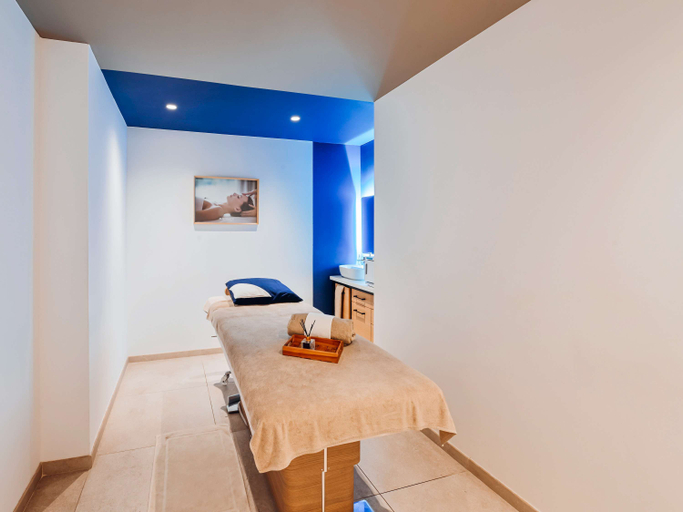 Bedroom 4, Mercure Avignon Gare TGV, Vaucluse