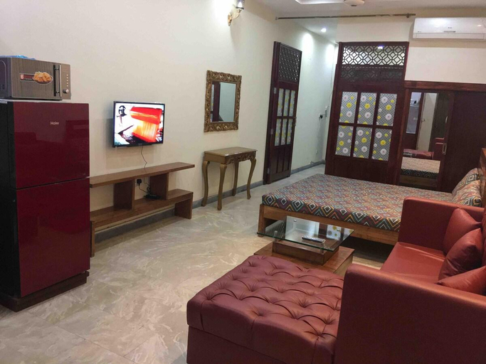 Others 5, Spacious 2 Bed Apartment near Shaukat Khanum, Lahore