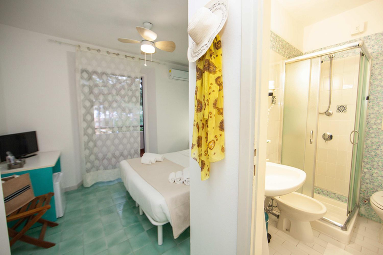 Bathroom 3, Hotel Punto Verde, Livorno