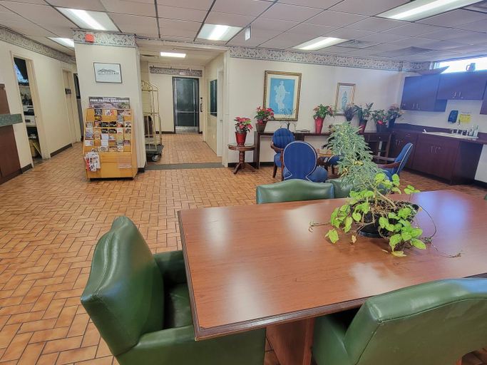 Public Area 2, Studio 9 Inn & Suites, Morgan