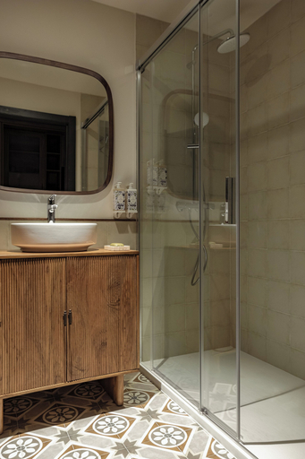 Bathroom 4, Batimont Suites & Apartments, Vizcaya