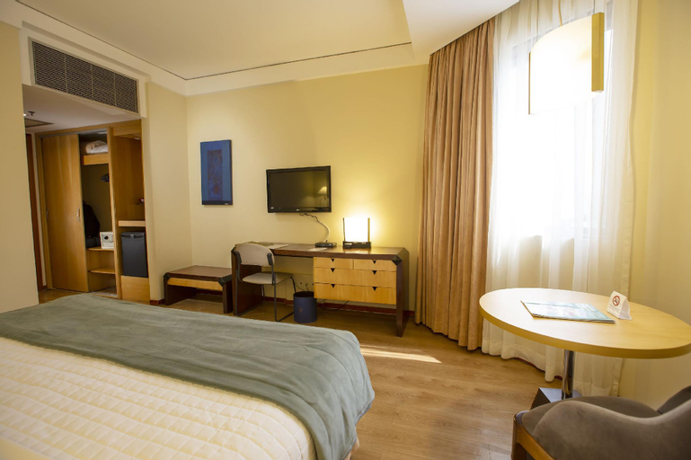 Bedroom 17