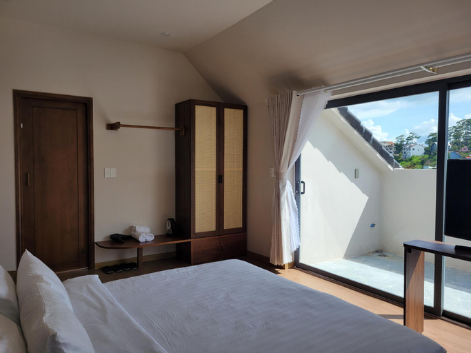 Bedroom 8