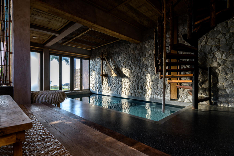 Swimming Pool 7