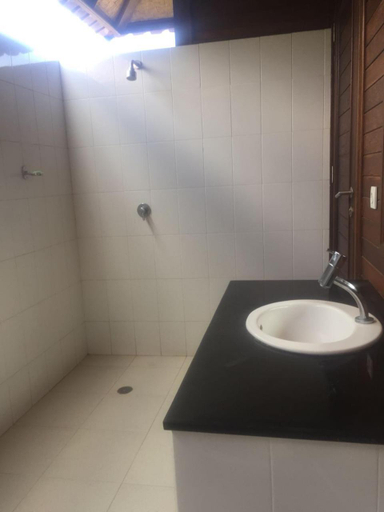 Bathroom 3, Justhorinbali Dodol Lembongan Cliff, Klungkung
