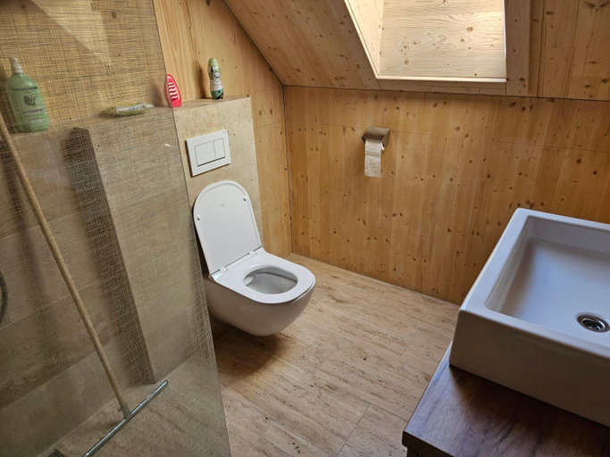 Bathroom 3, Chata Paja, Liptovský Mikuláš