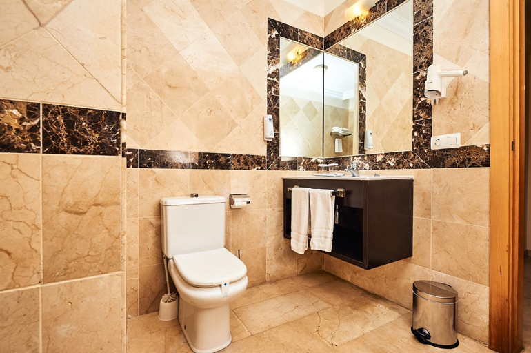 Bathroom 5, Kn Aparthotel Panoramica Heights, Santa Cruz de Tenerife
