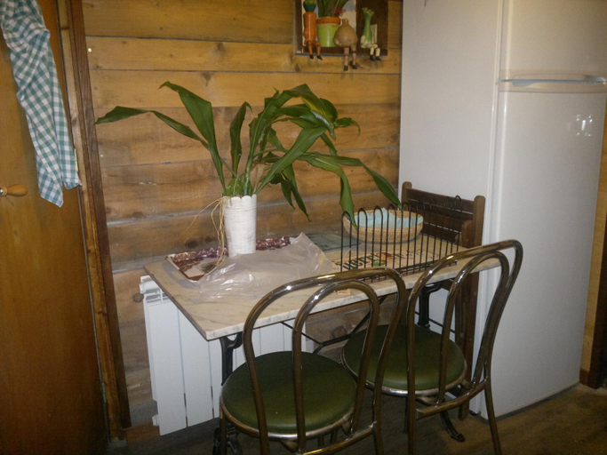 Dining Room 4