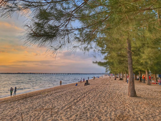 Mutiara Beach Resort by Glex, Malacca City