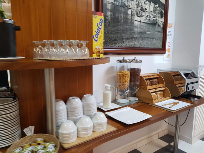 Food & Drinks 5, Hotel Cadaques1962 by Fimedhotels, Girona