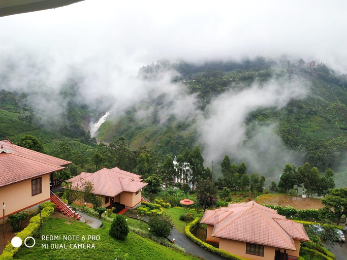 Others 5, Aranyaka Resorts, Idukki